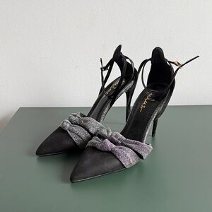 Lulu's Black and Glitter Heels